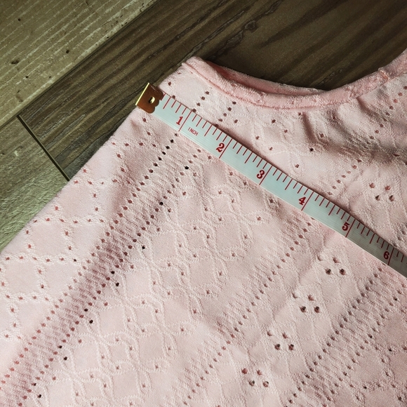 Eyelet Strappy Scoop-Neck Tank Top Light Pink Size Large - Picture 12 of 16